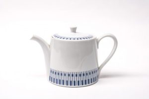 Lyngby Tangent Teapot