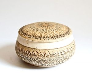 Gemma DeRidder, Lidded Bowl, Chattering Pattern