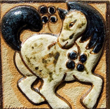 Noomi, Soholm, Plaque 4990