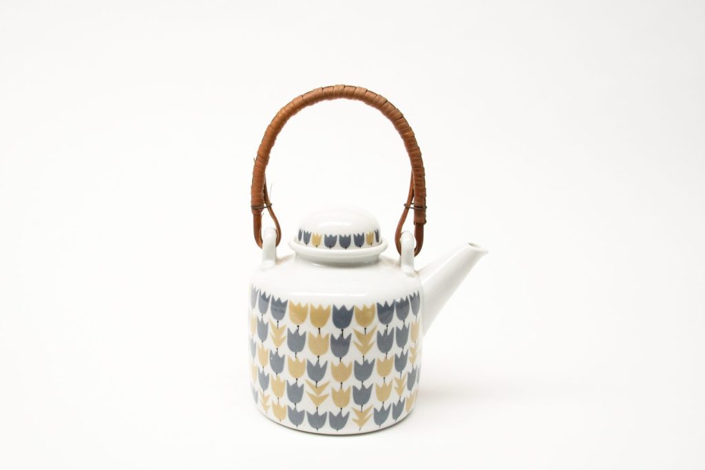 Rorstrand Sweden, "Party" - Marianne Westman - photos Ray Garrod